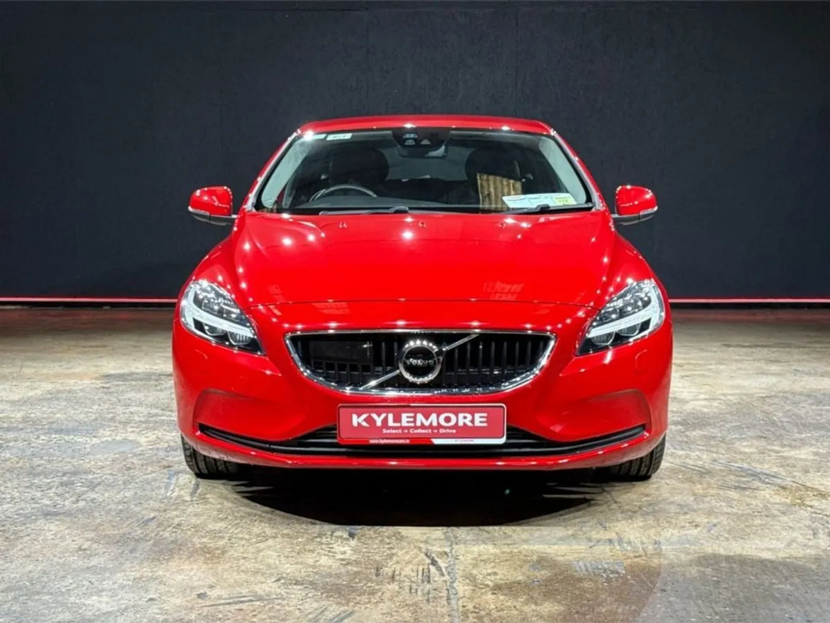 Volvo V40 1.5 Automatic - Upgraded Alloys - Heate - Image 4