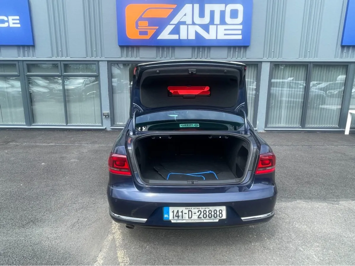 Volkswagen Passat ER 1.6 TDI Manual 6speed FWD Bl - Image 4