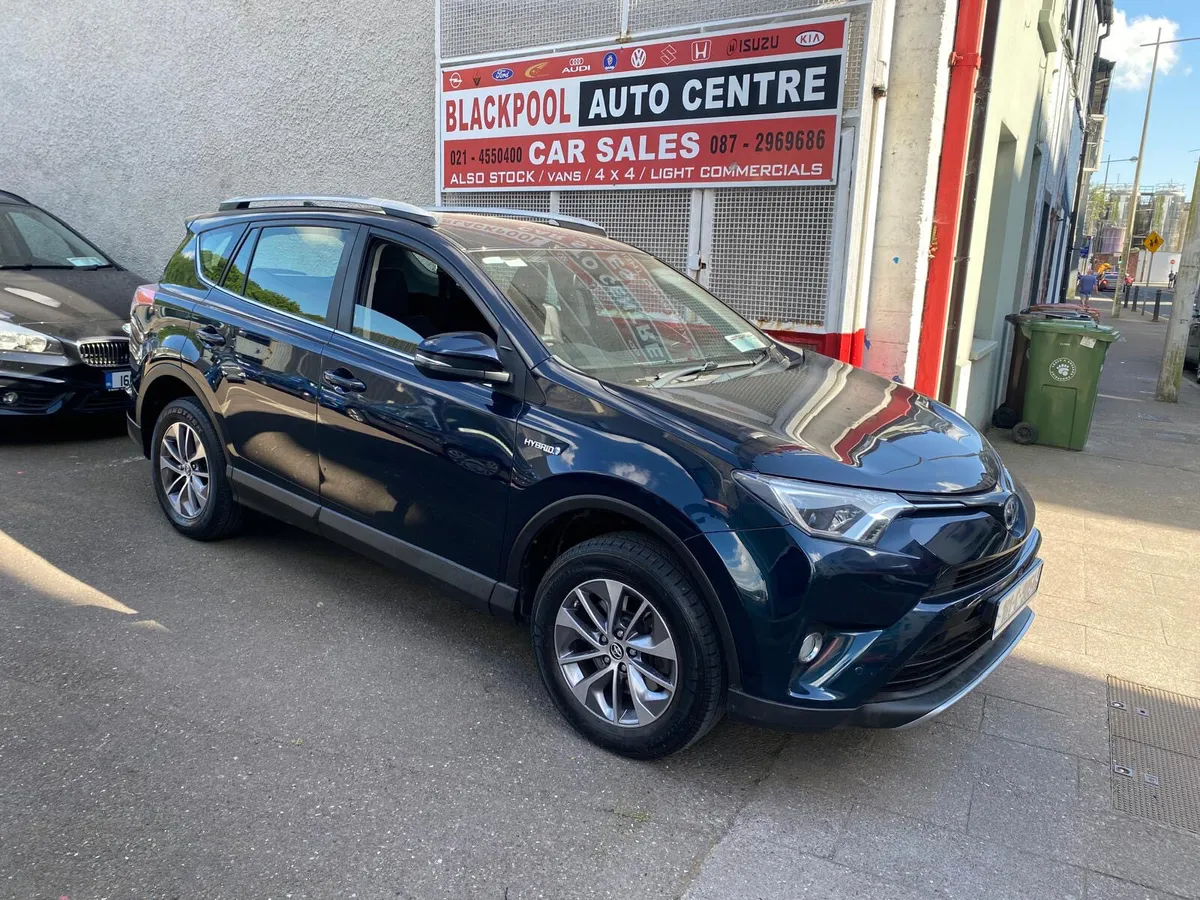 Toyota RAV4 2018 - Image 3