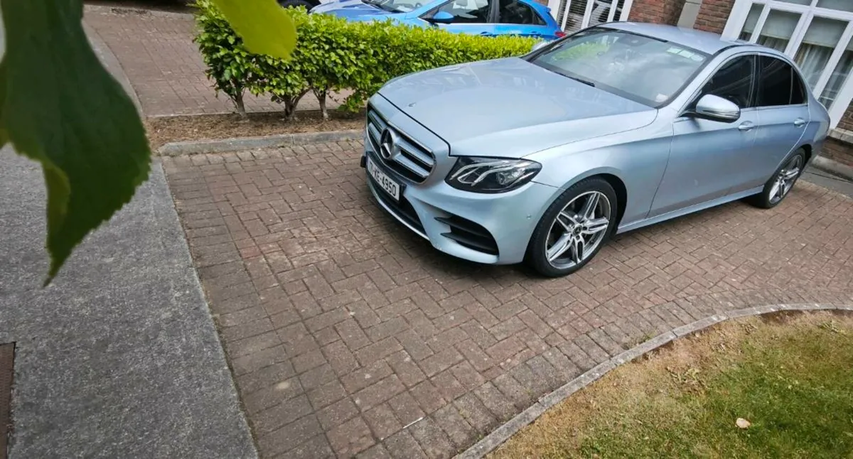 🚙Automatic Mercedes-Benz E-Class E220 AMG Line 🚙 - Image 3