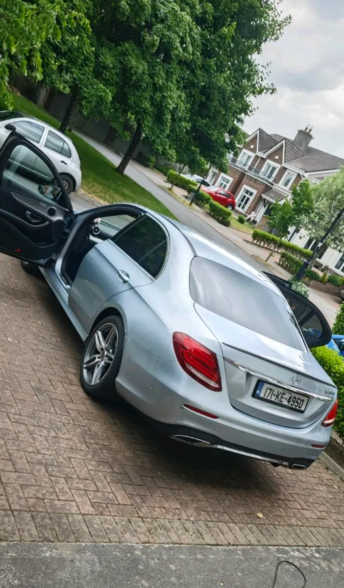 🚙Automatic Mercedes-Benz E-Class E220 AMG Line 🚙 - Image 4