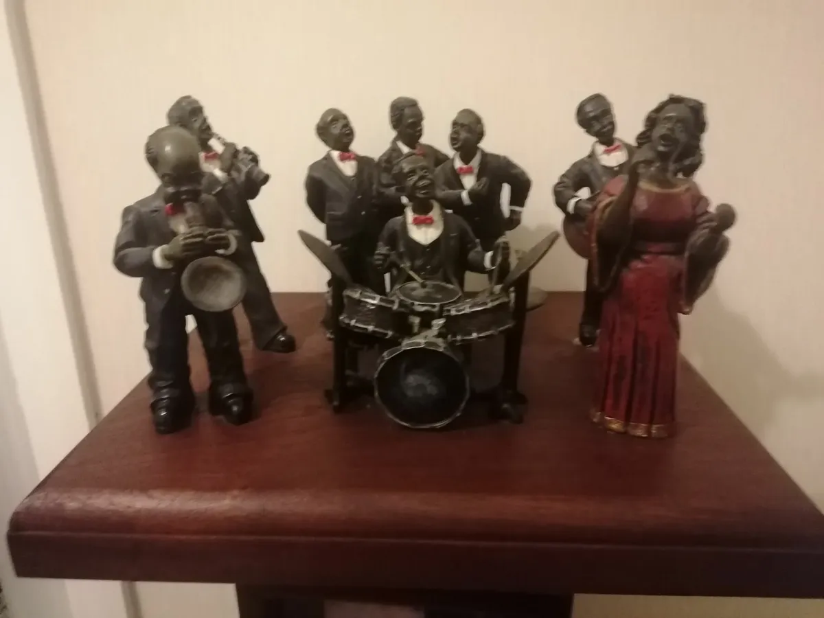 Collectables - Image 2
