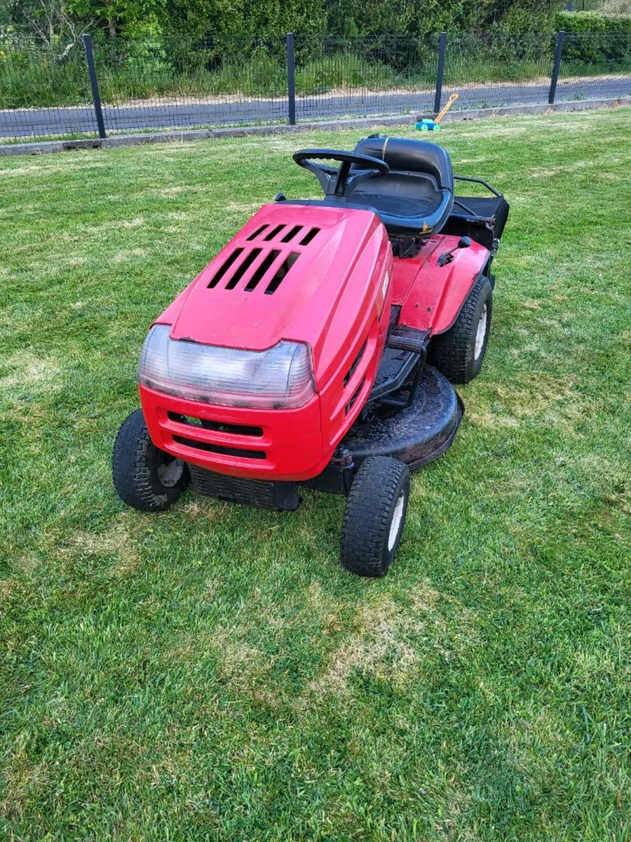 Ride on Lawnmower - Image 2