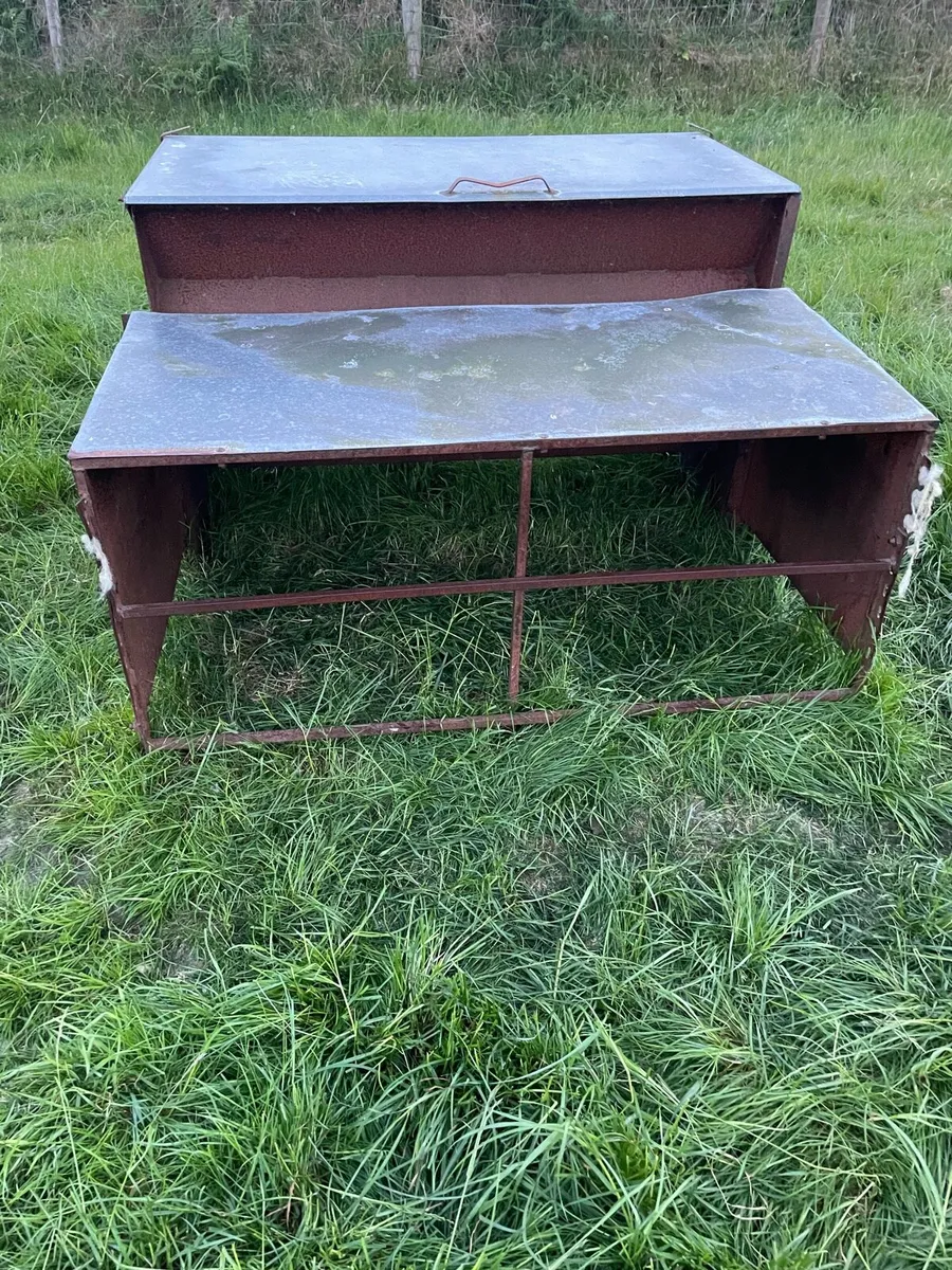 Lamb creep feeder - Image 2