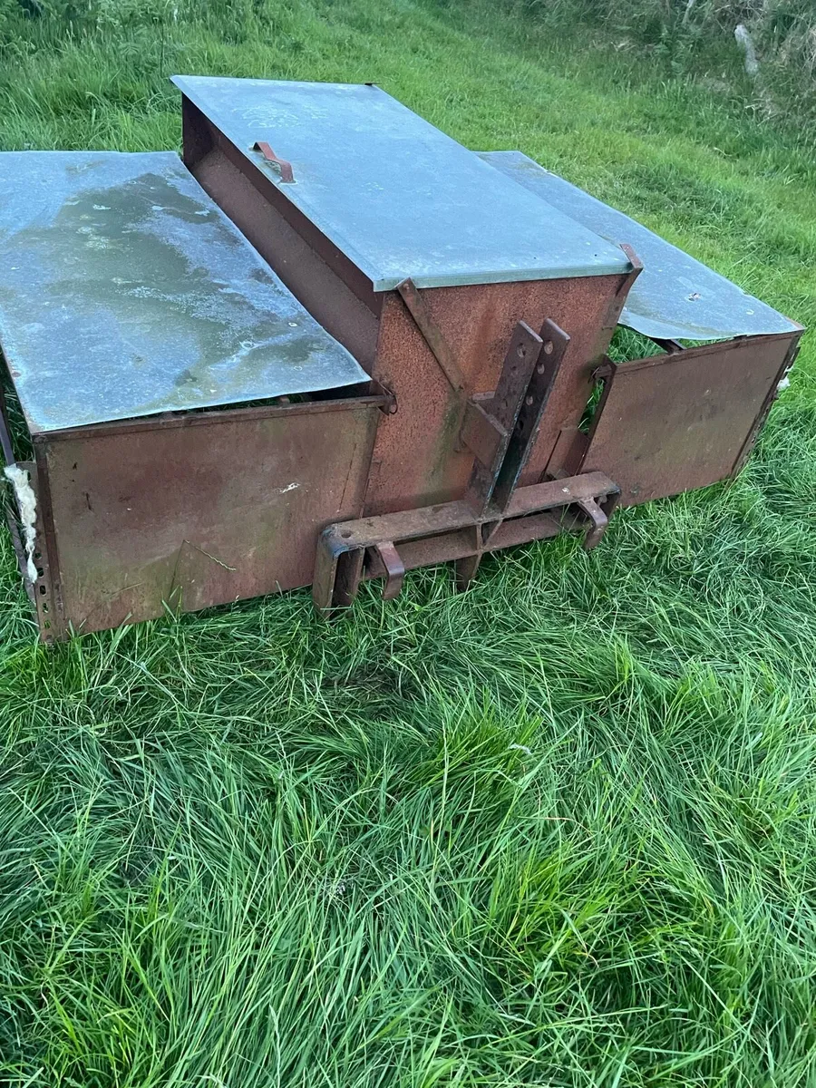 Lamb creep feeder - Image 3