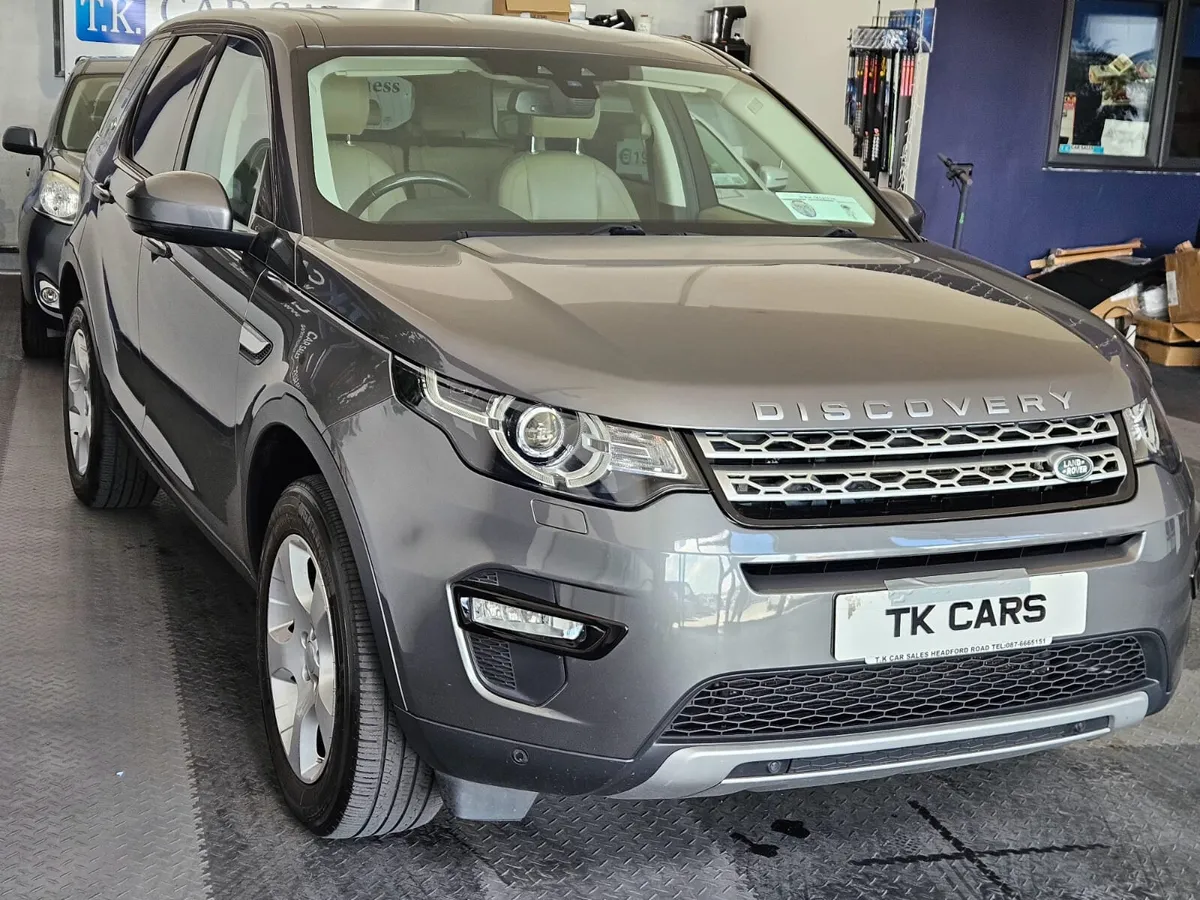 19 LANDROVER DISCOVERY SPORT HSE - Image 4