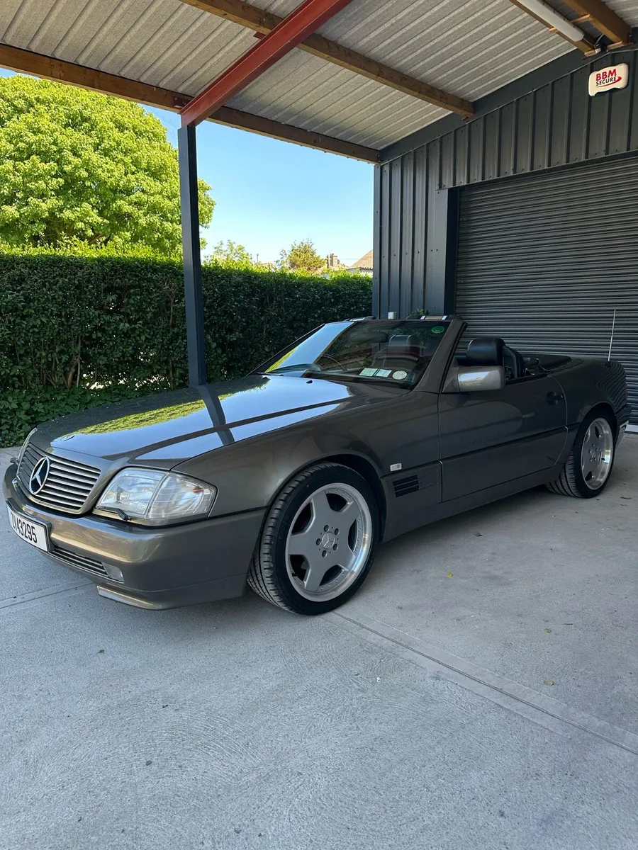 Mercedes Benz SL500 1990 - Image 1