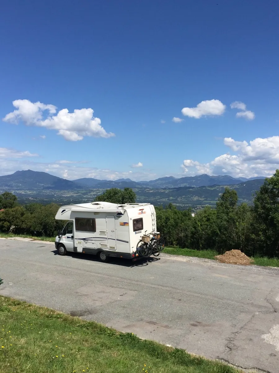 2006 Fiat Ducato 5 berth Camper – adventure awaits - Image 3