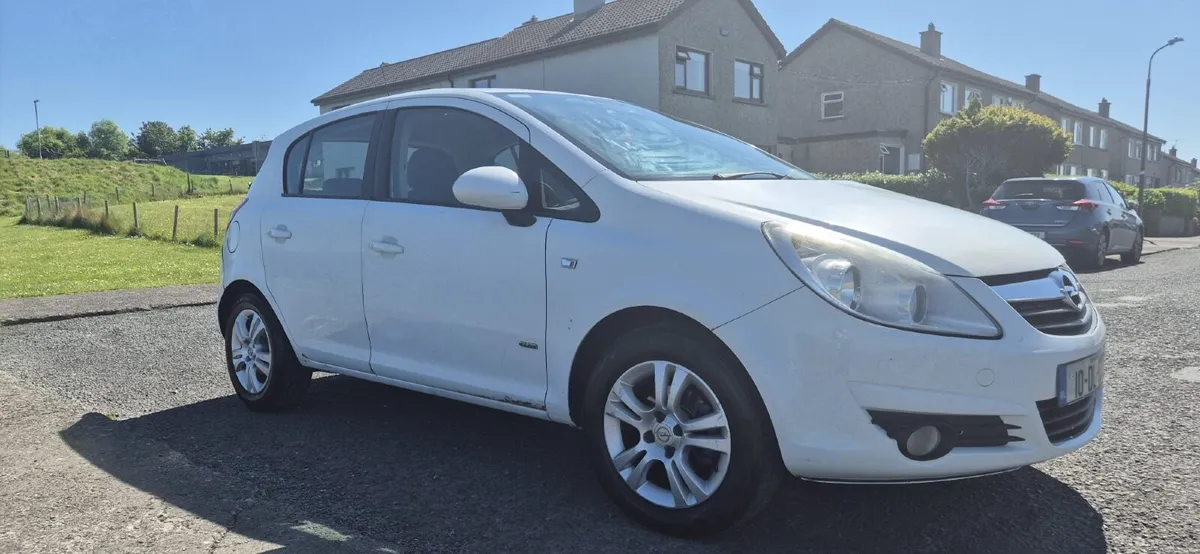 Opel Corsa 2010 - Image 3