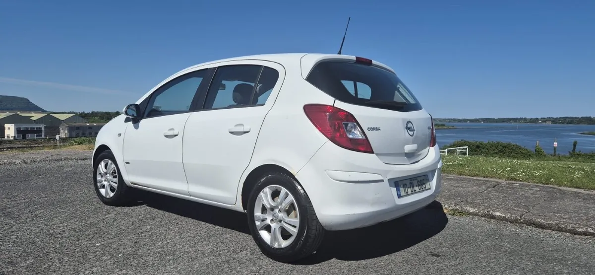 Opel Corsa 2010 - Image 4