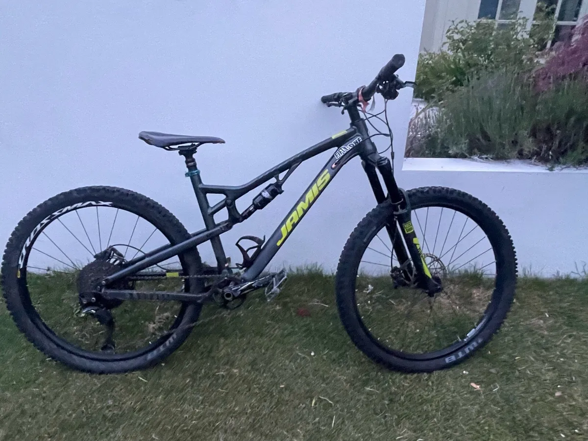 Jamis Dakar A2, Size M, (photo quality is bad) - Image 1