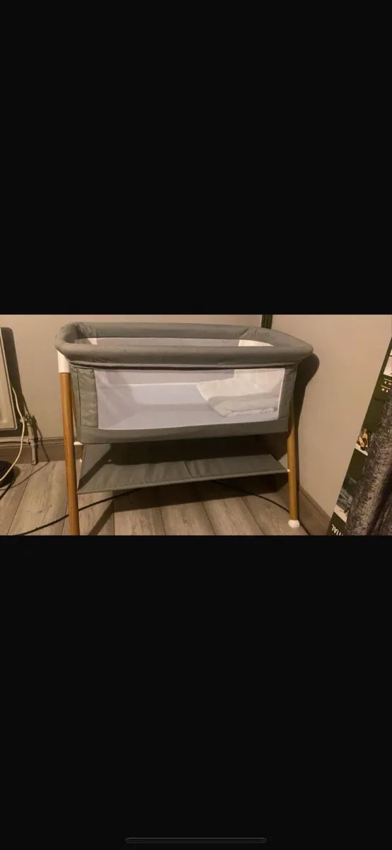 Crib - Image 1