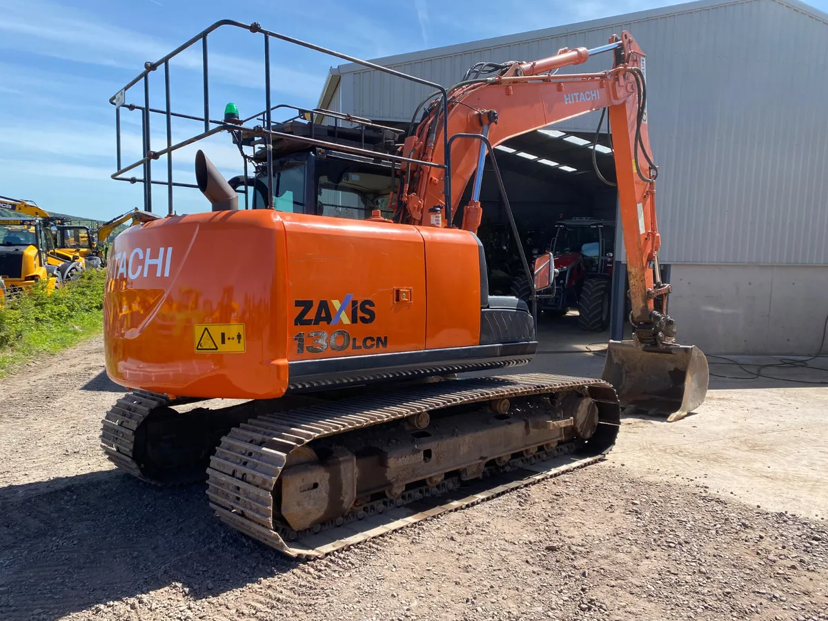2016 Hitachi ZX130LCN-5B - Image 2