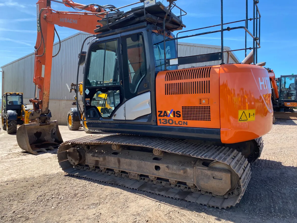 2016 Hitachi ZX130LCN-5B - Image 1