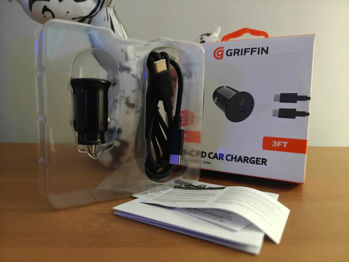 🚗 Griffin USB-C PD Car Charger 20W + USB-C to USB - Image 1