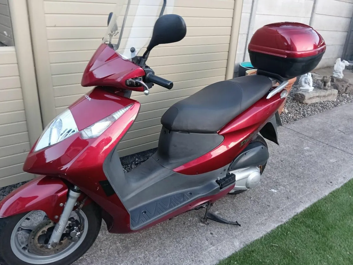 Honda Scooter 125cc - Image 3