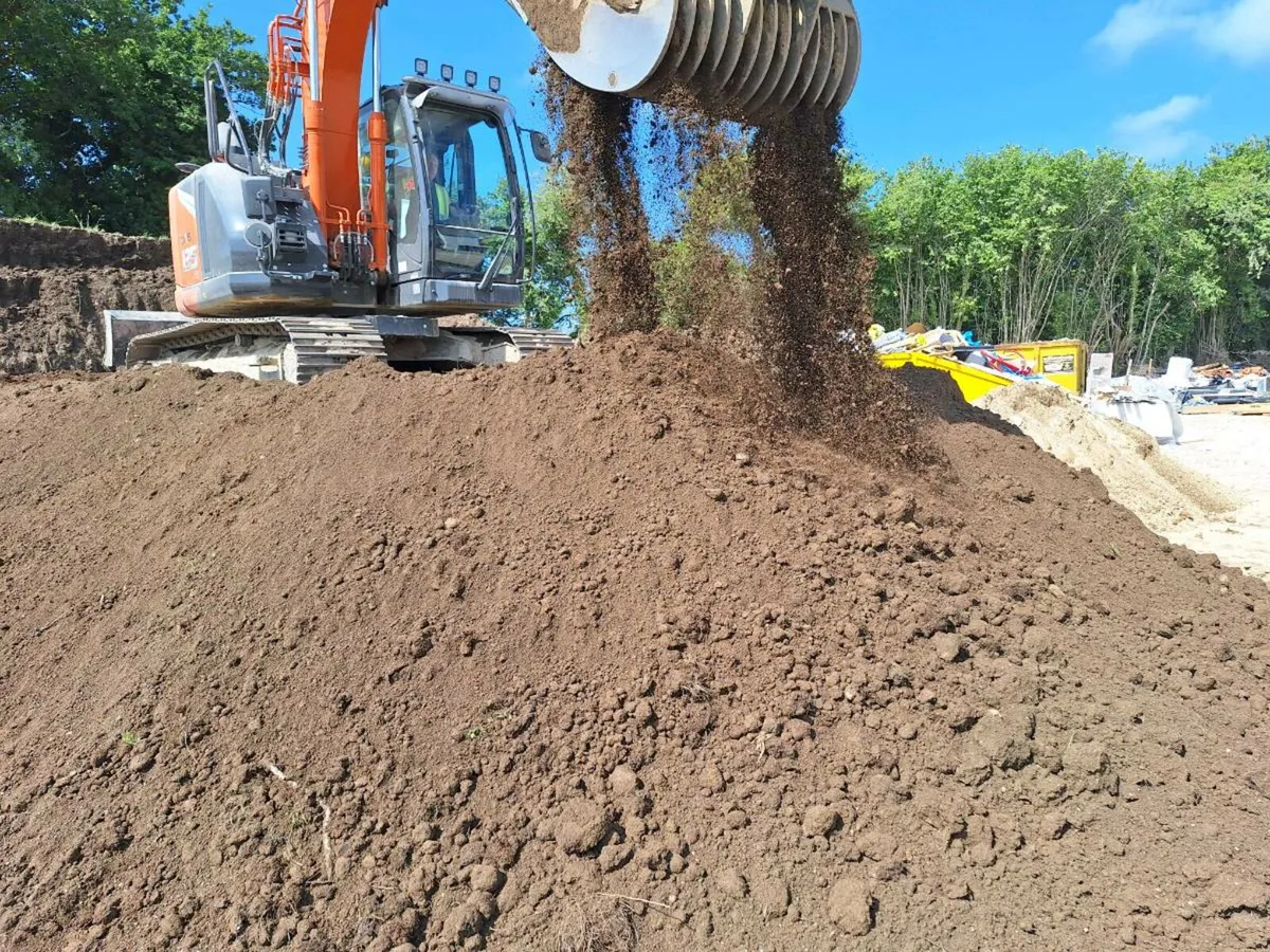 Top Soil - Image 3