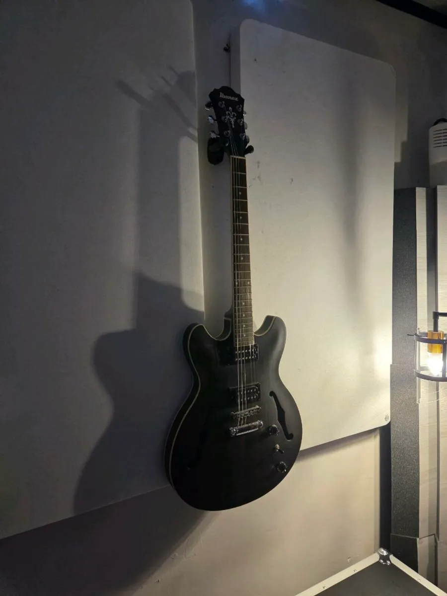 Ibanez AS53 Artcore, Transparent Black Flat, elect - Image 4