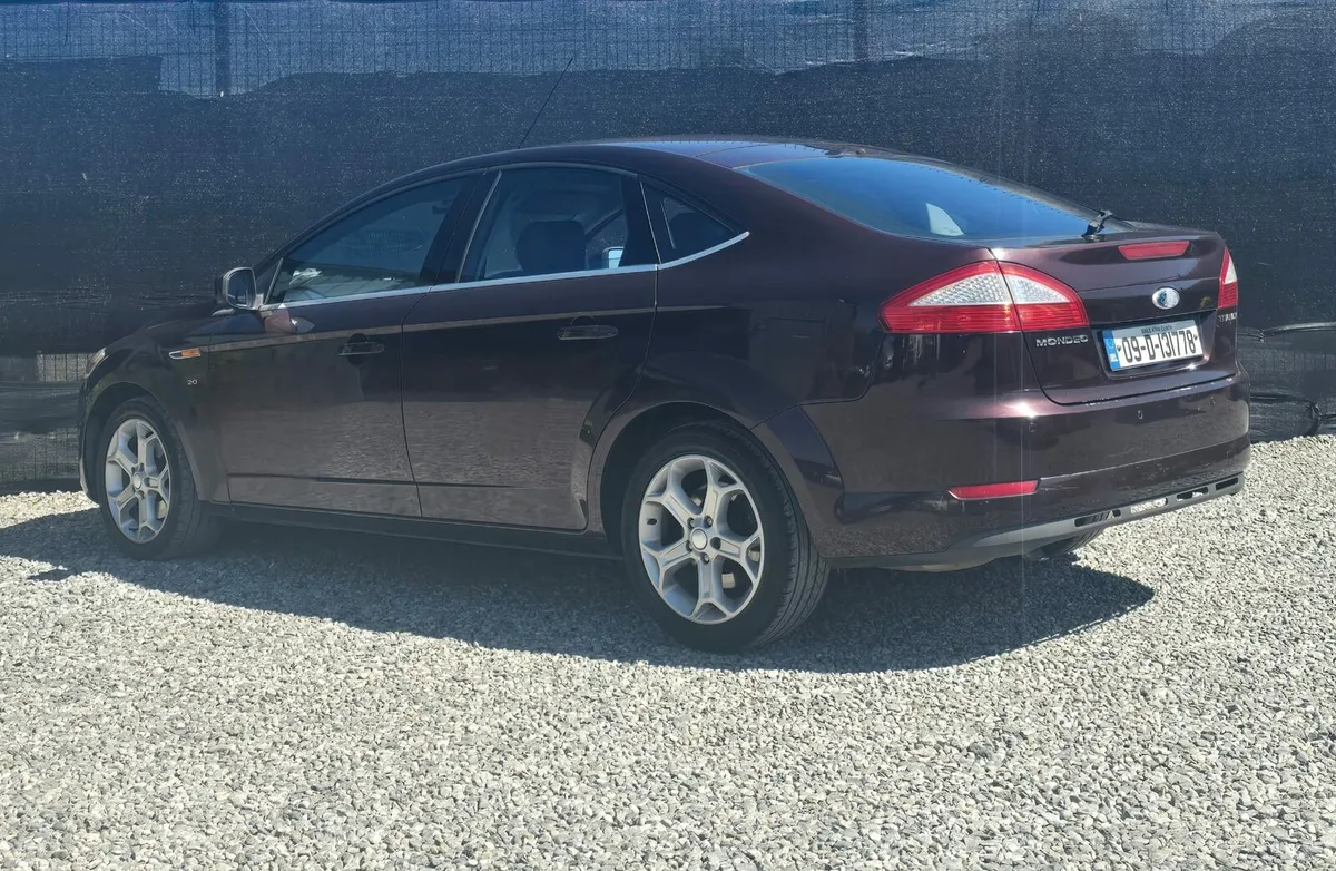 2009 Ford Mondeo TITANIUM 2.0 PETROL - Image 4