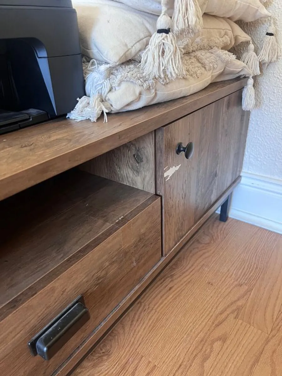 Desk and TV Unit for sale - Image 3