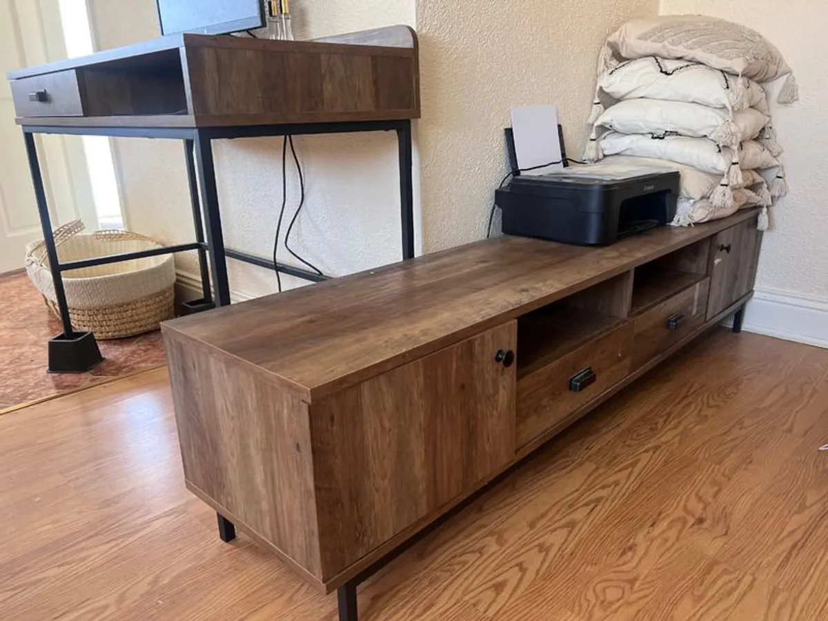 Desk and TV Unit for sale - Image 4