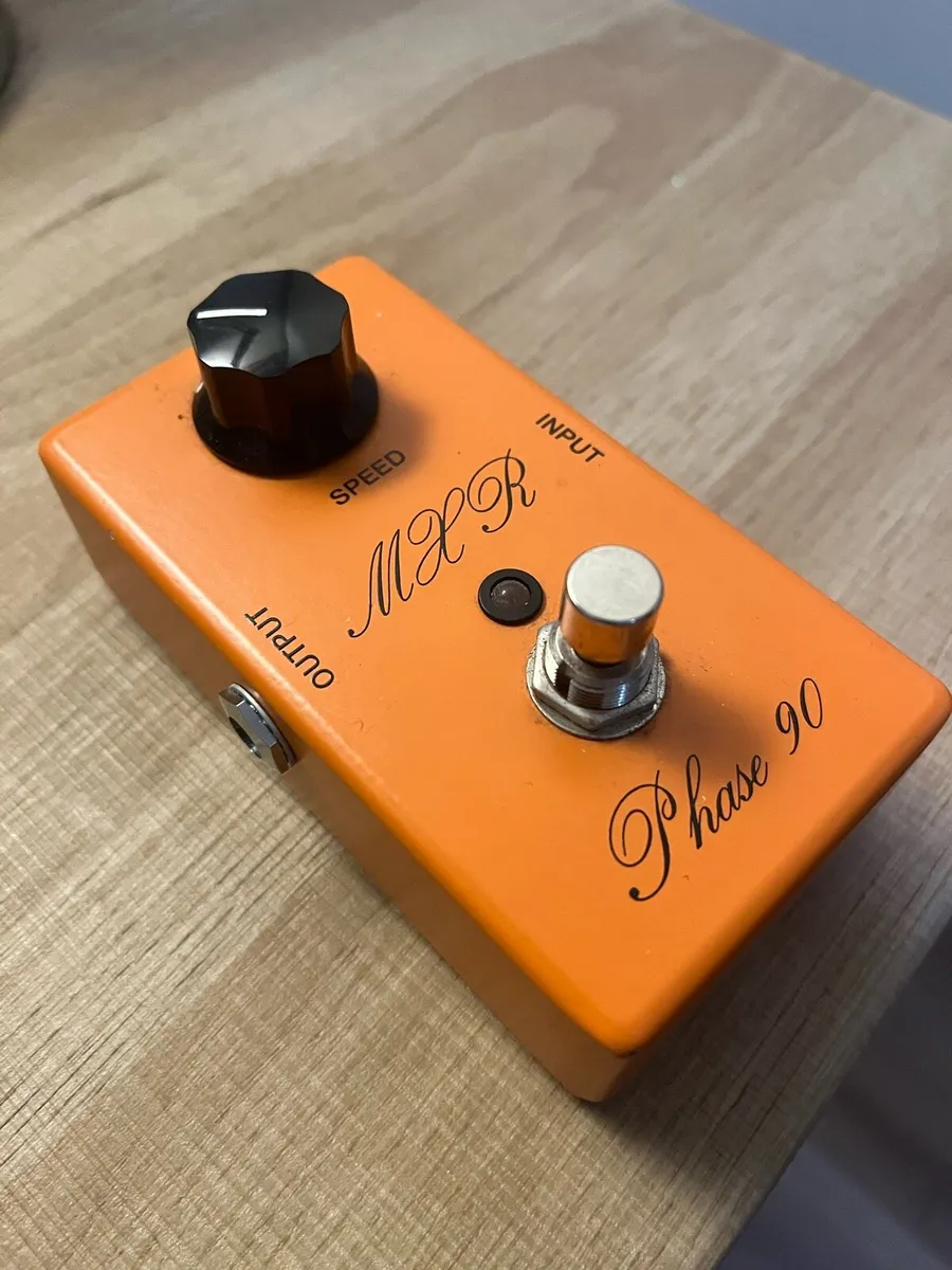 MXR Phase 90 Script Guitar Pedal - Image 1