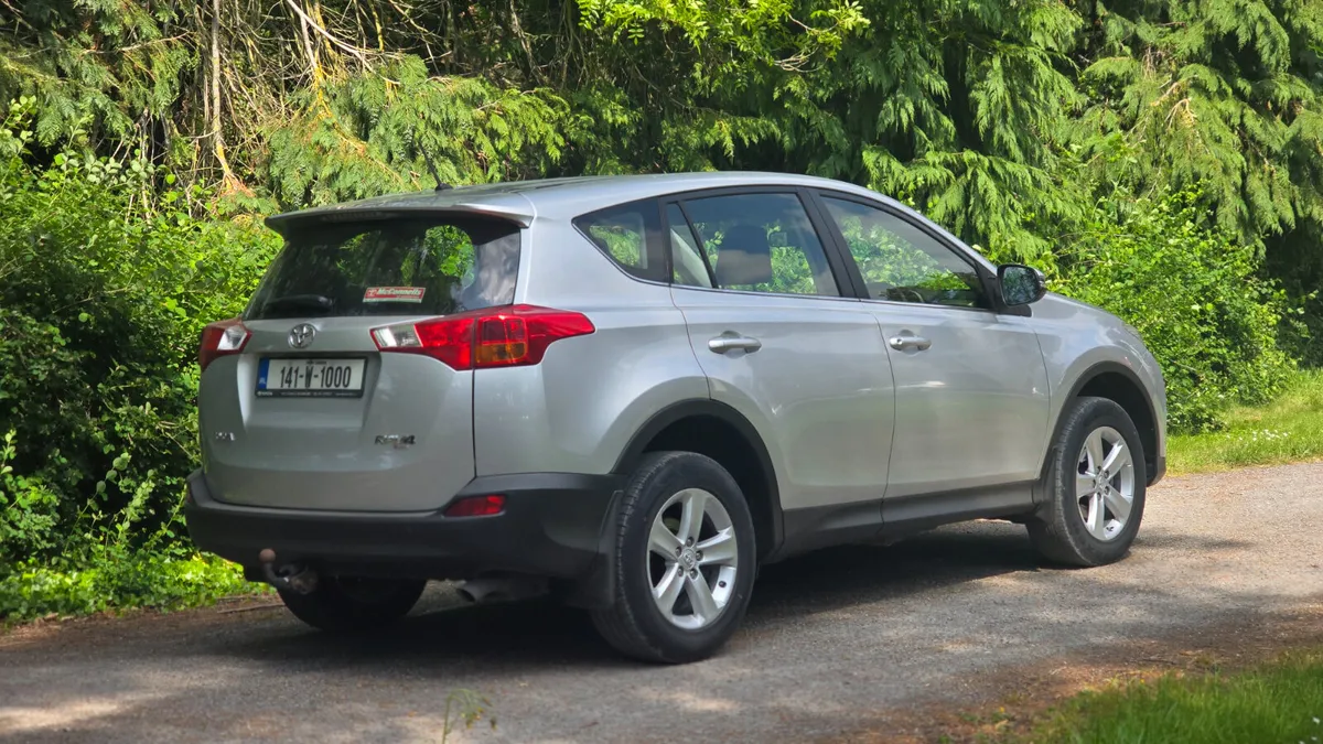 2014 Toyota RAV4 2.0 D4D AURA ONE OWNER NEW NCT ! - Image 4