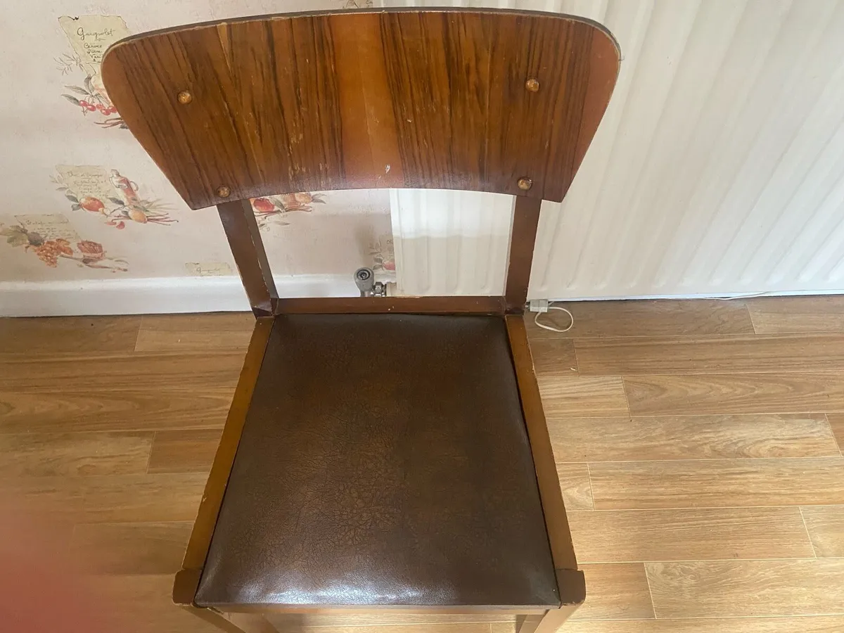 Vintage extending dining Table & 4 Chairs - Image 2