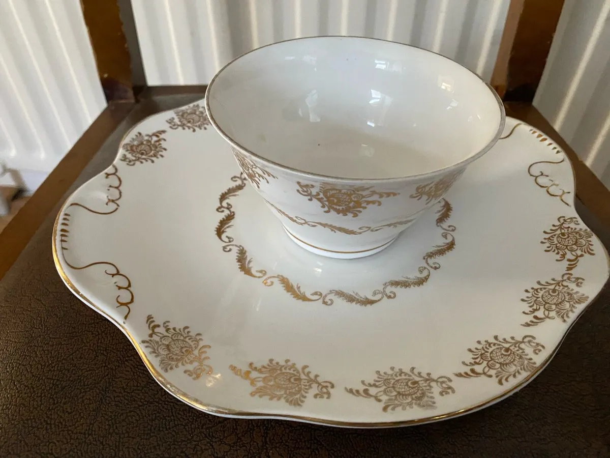 Vintage Royal Tara Serving plate & Sugar bowl - Image 1