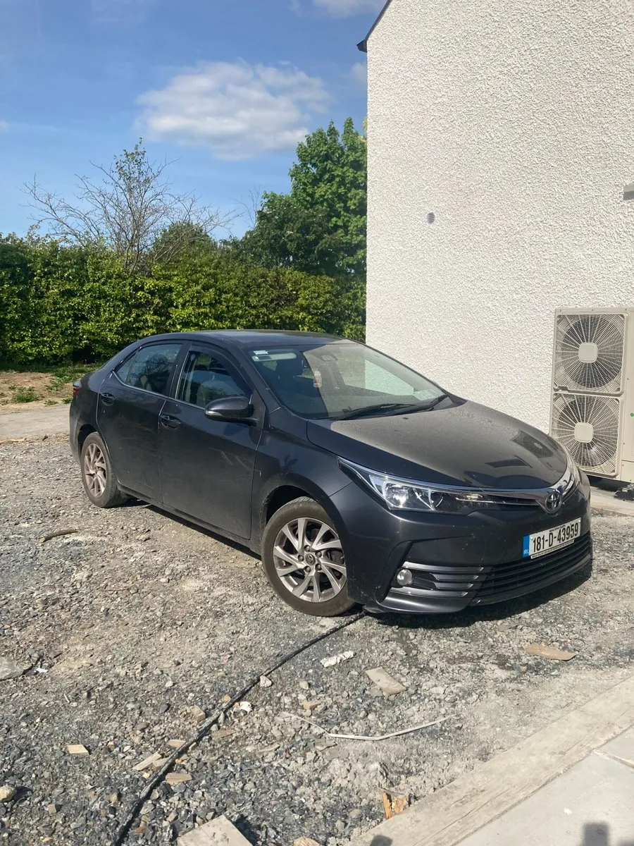 Toyota corolla - Image 1