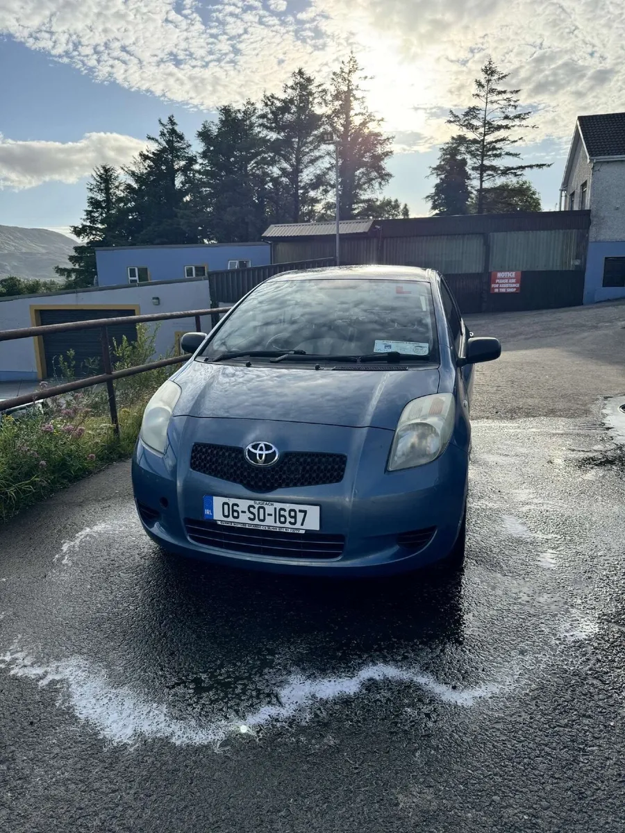 Toyota Yaris 2006 - Image 1