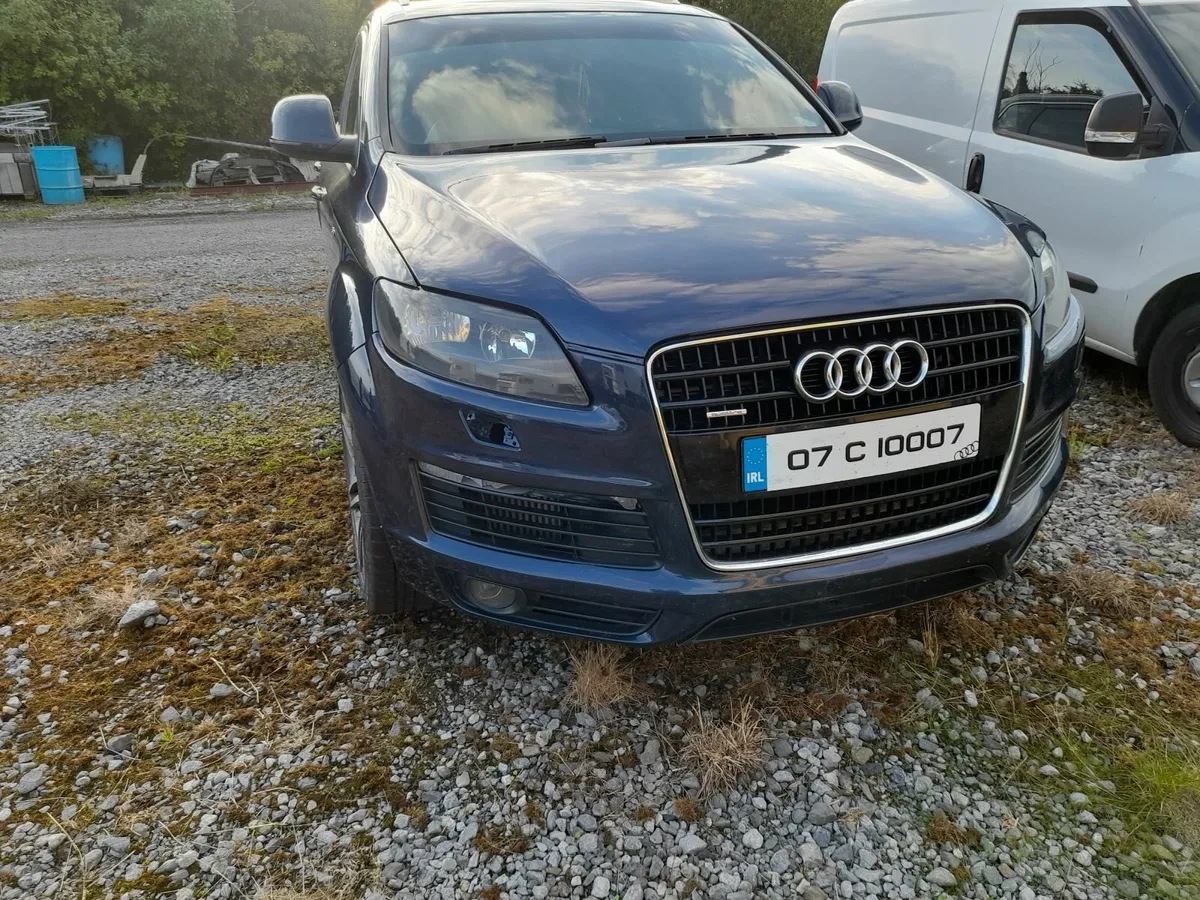 Audi Q7 2007 - Image 1