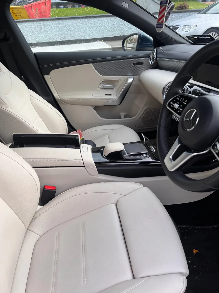 Mercedes-Benz CLA 2022 - Image 3