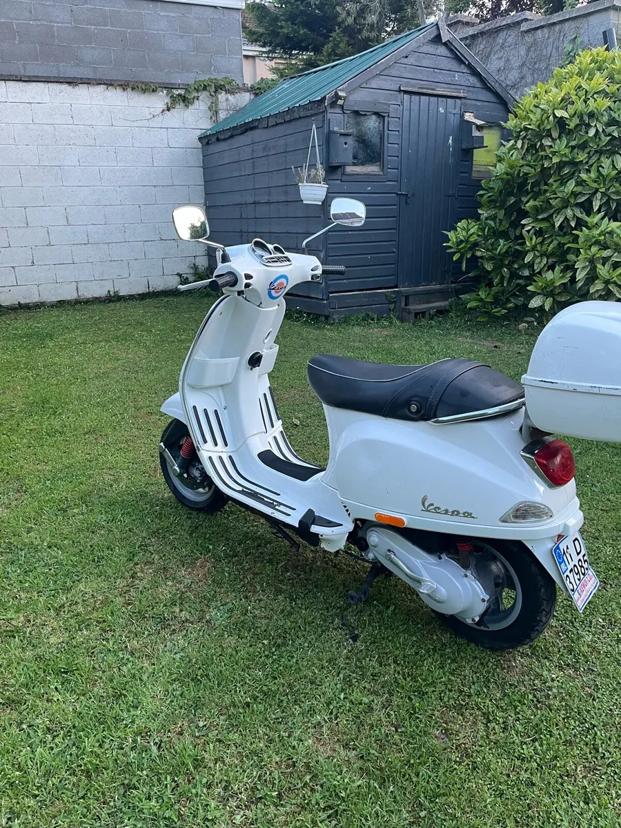 Piaggio Vespa S50 - Image 2