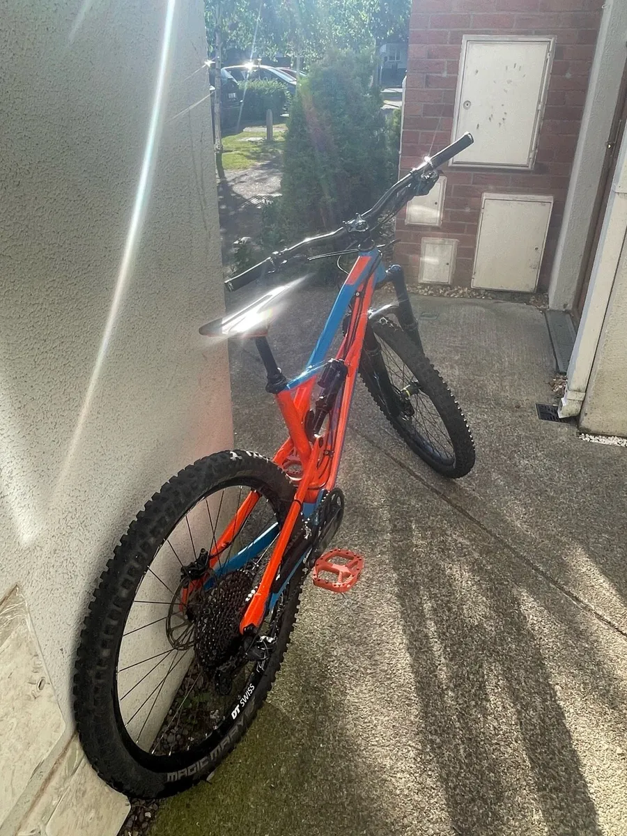 Nukeproof Mega pro 27.5 Super enduro - Image 2