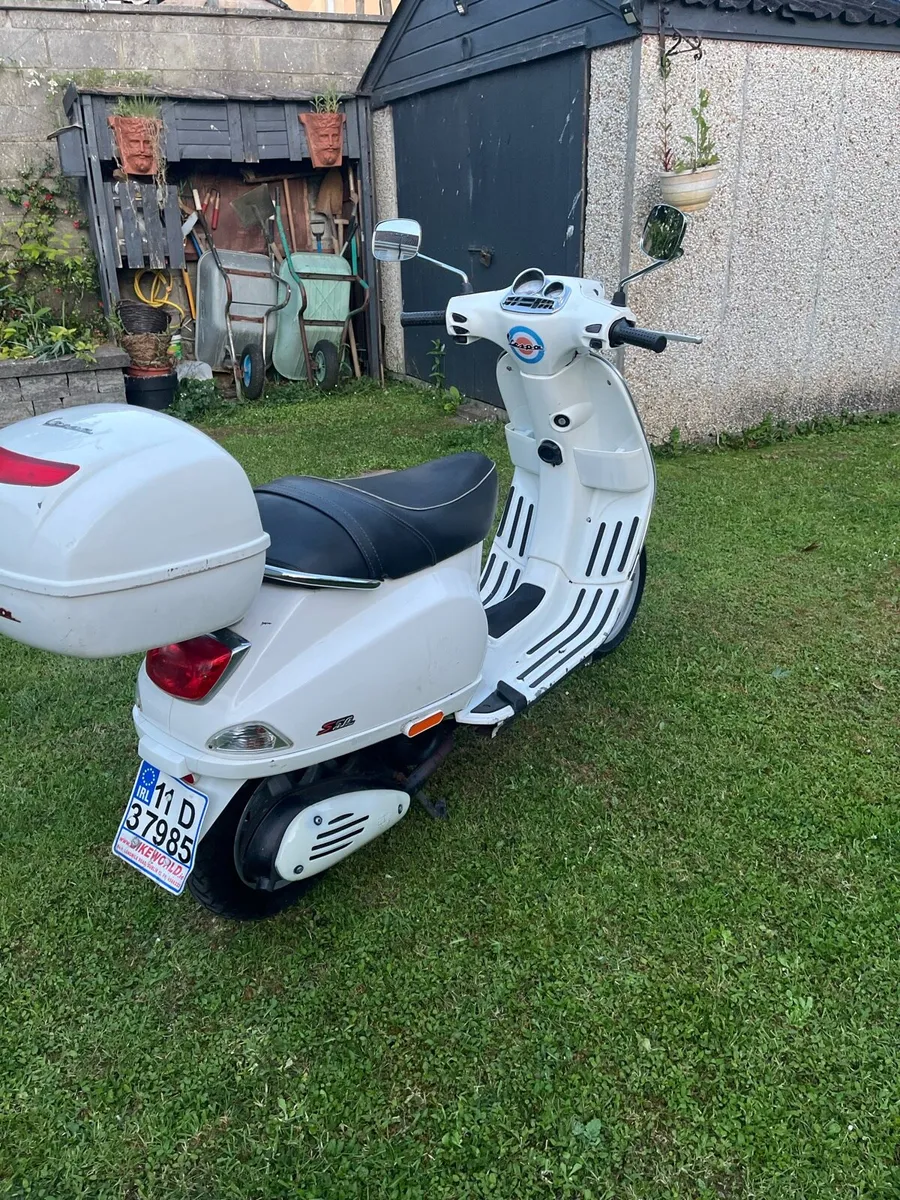 Piaggio Vespa S50 - Image 4