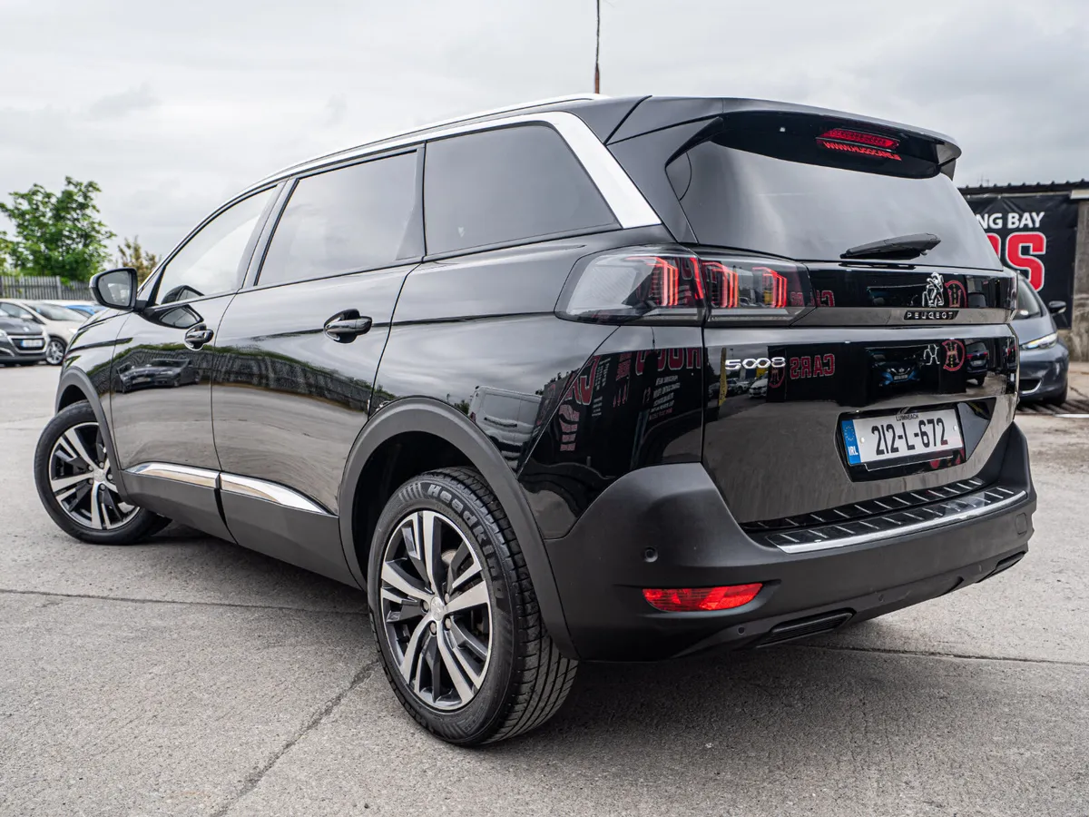 212 Peugeot 5008 ALLURE/High spec/1yr warranty - Image 3
