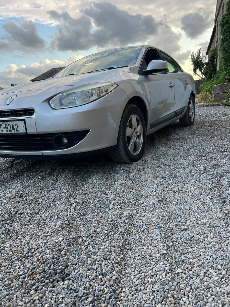 Renault Fluence 1.5 Dci Diesel 2011 - Image 3