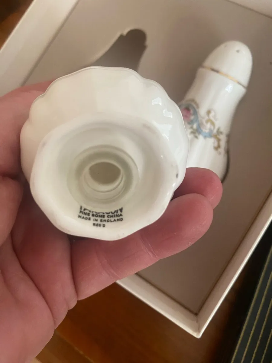 Paragon fine bone china Salt & Pepper New - Image 3