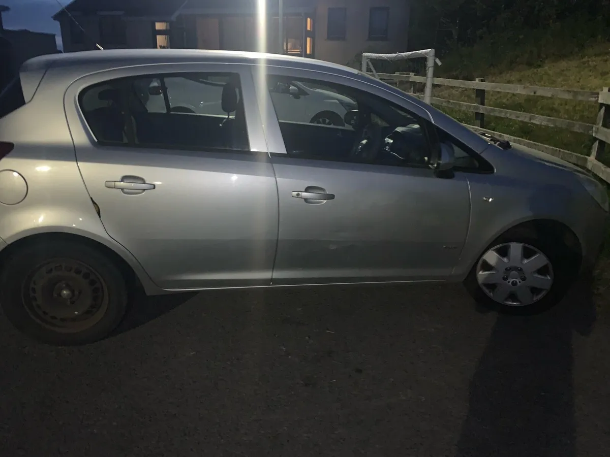 Vauxhall corsa 09 - Image 1