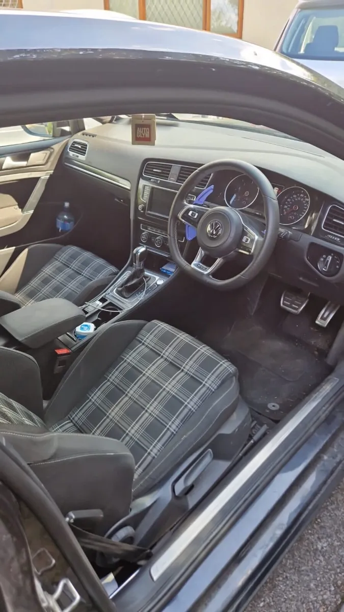 Volkswagen Golf 2015 - Image 3