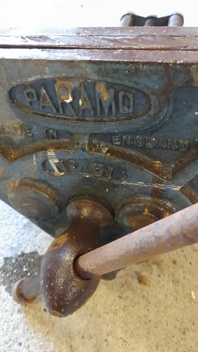 Bench vice - Image 1