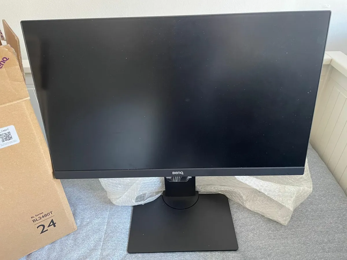 Monitor LCD BENQ 24 - Image 1