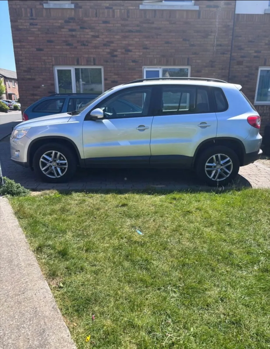Volkswagen Tiguan 2008 - Image 4