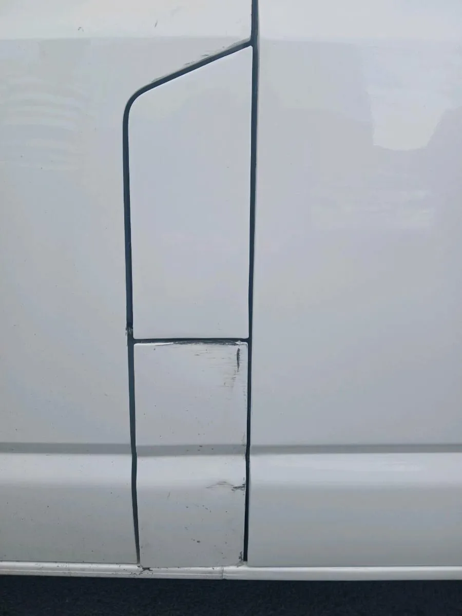 Van sale - Image 3