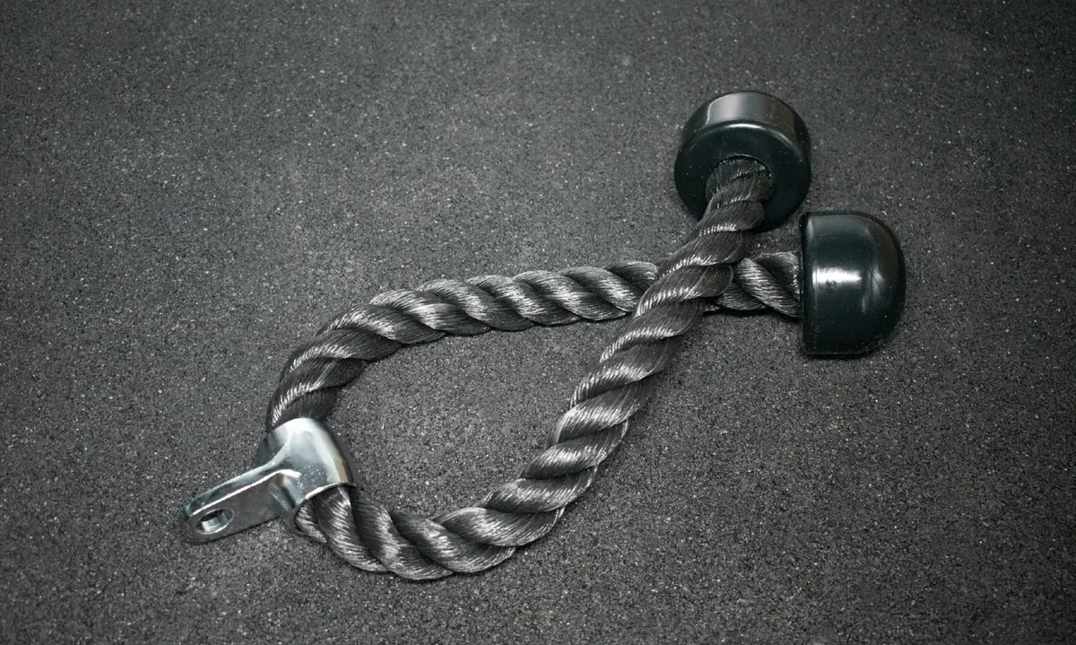 Cable machine tricep rope - Image 1