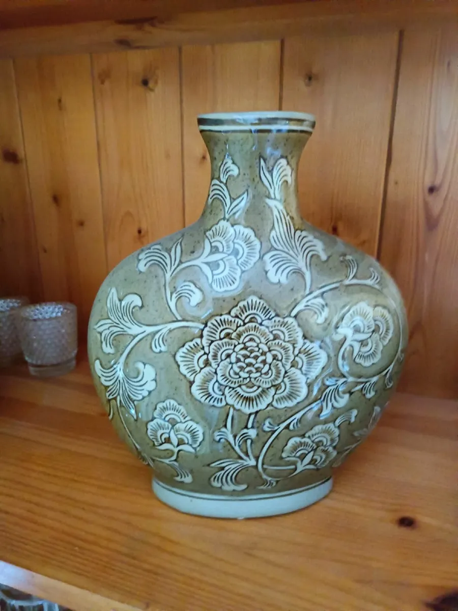 Narrow, ceramic desigher vase. - Image 1