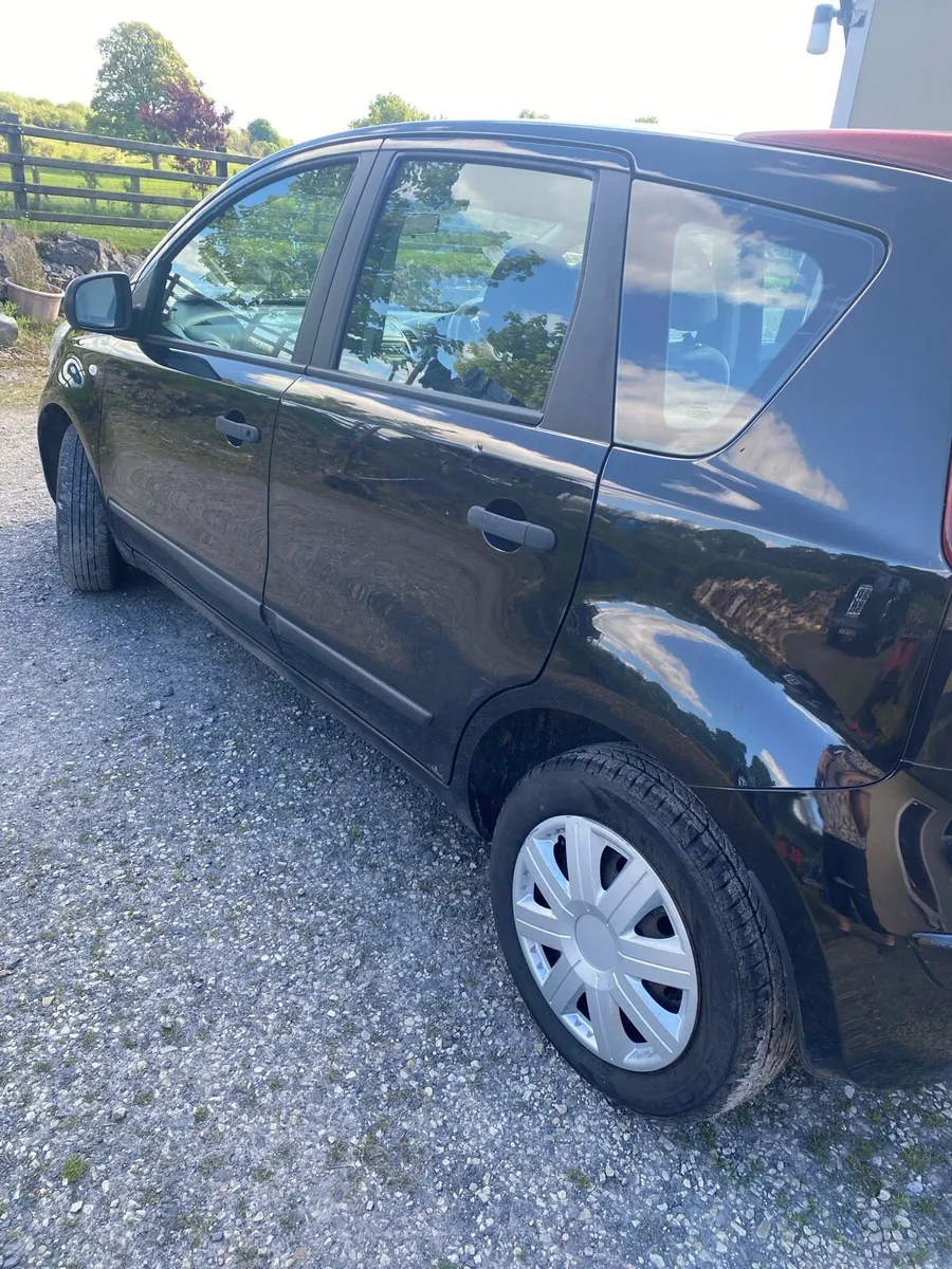Car - Image 1