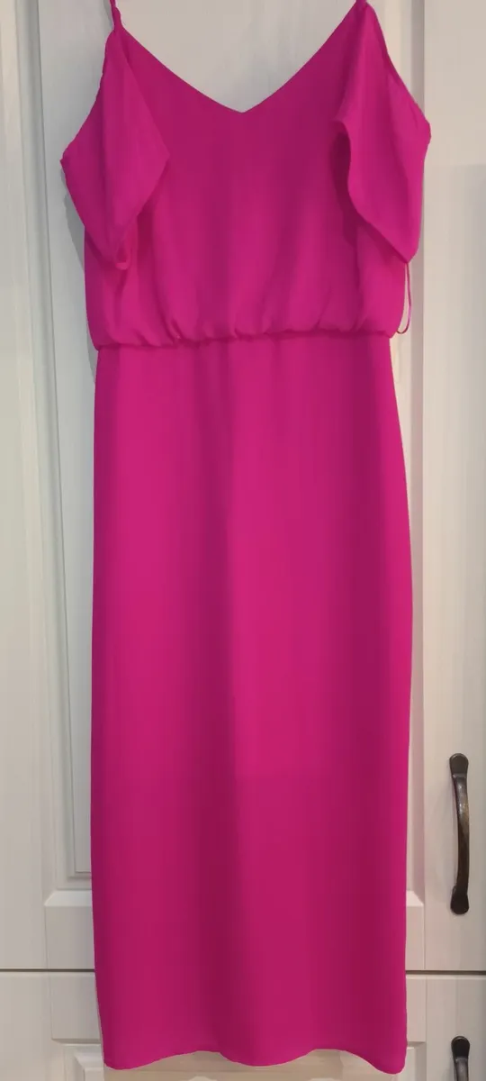 Ladies dresses - Image 1