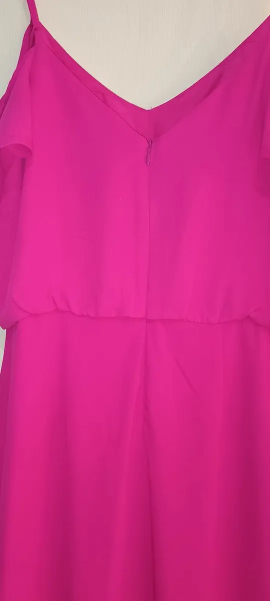 Ladies dresses - Image 1